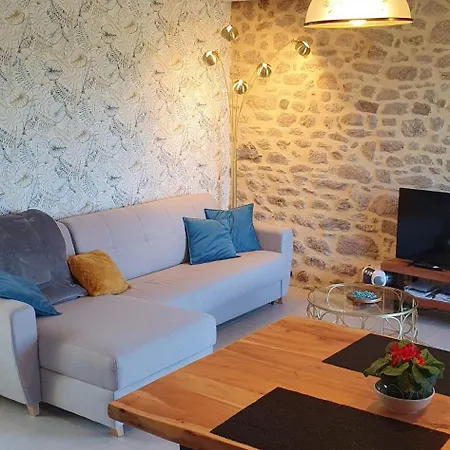 Le Domaine De La Petite Chevre Holiday home